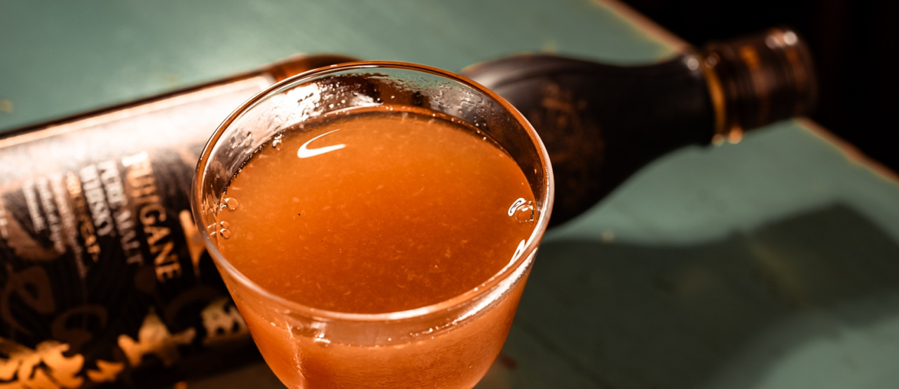 Два вечера — два мира Два вечера — два мира