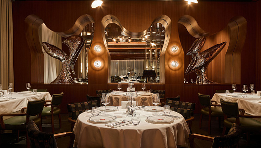Сквозь призму бокала
